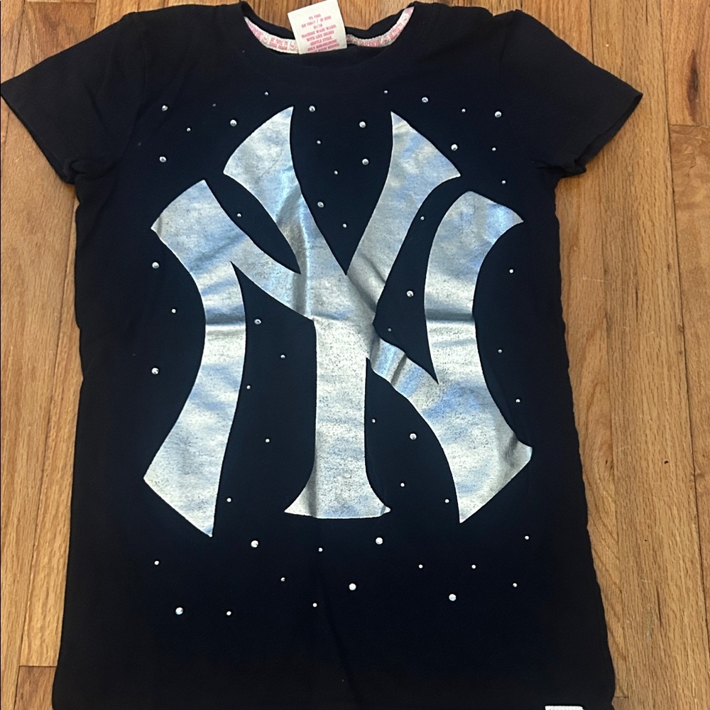 Women’s Victoria’s secret Yankee T-Shirt